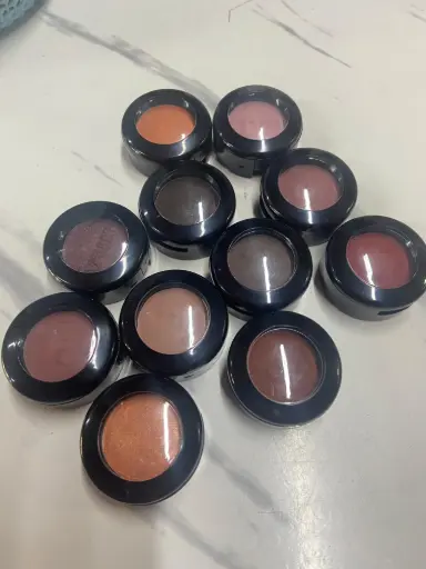 Sombra Compacta + petaca