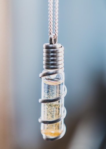 [20645] Colgante Atlante Oro ENERGÍA.