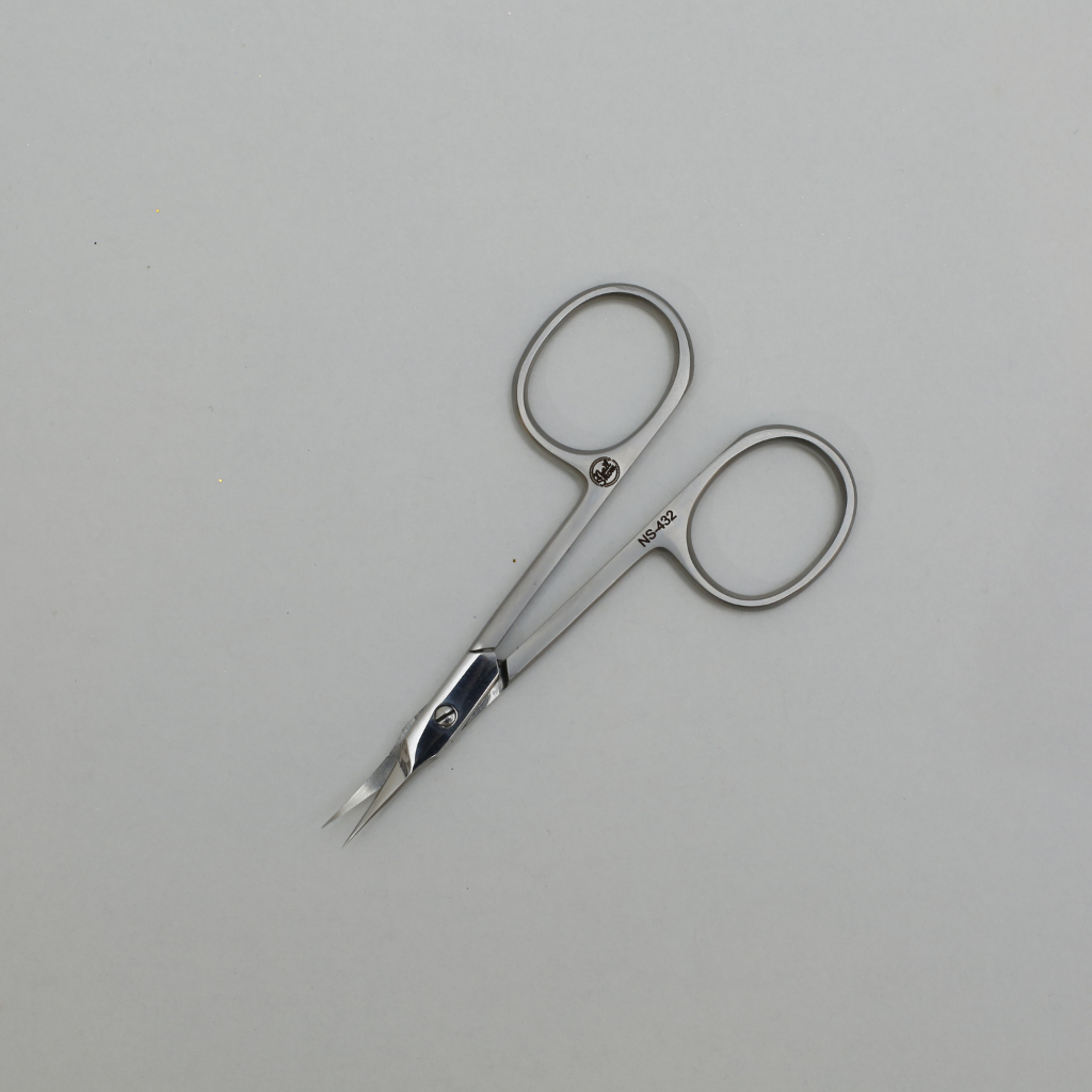 Tijera para Manicuría Profesional 18mm