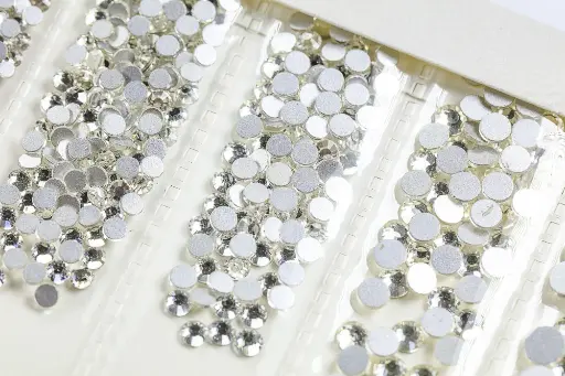 [4364] Cristal Base Carbono Plateado 