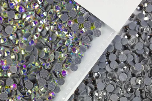 [4369] Diamante #16 720PCS plateada y tornasol 