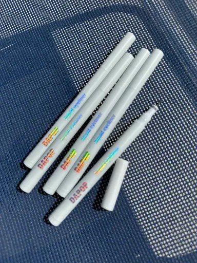 [2204] Delineador Fibra Negro DAPOP 